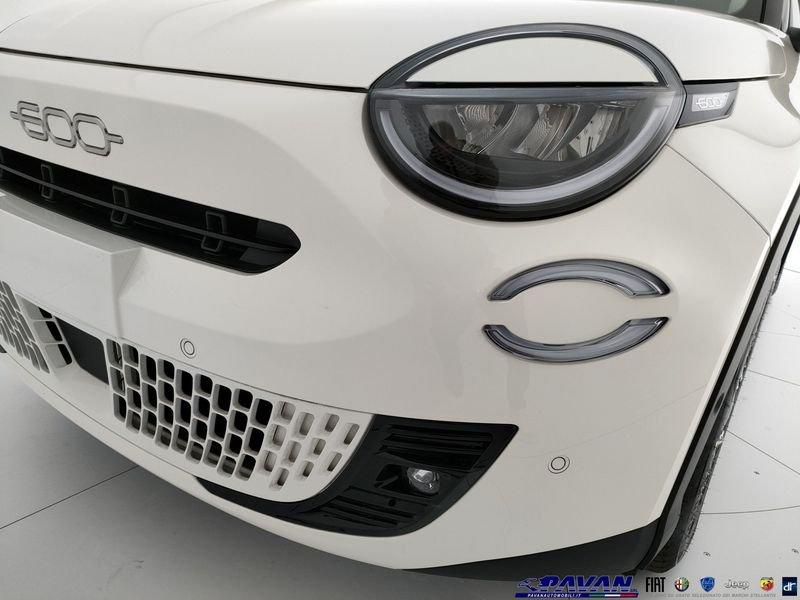 FIAT 600 1.2 Hybrid 110cv La Prima