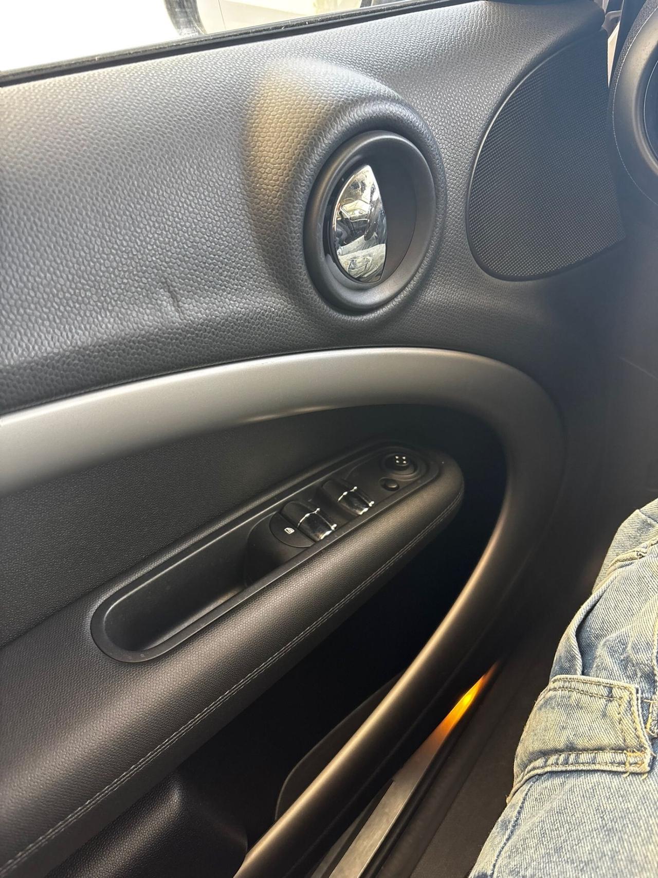 Mini 1.6 One D Countryman
