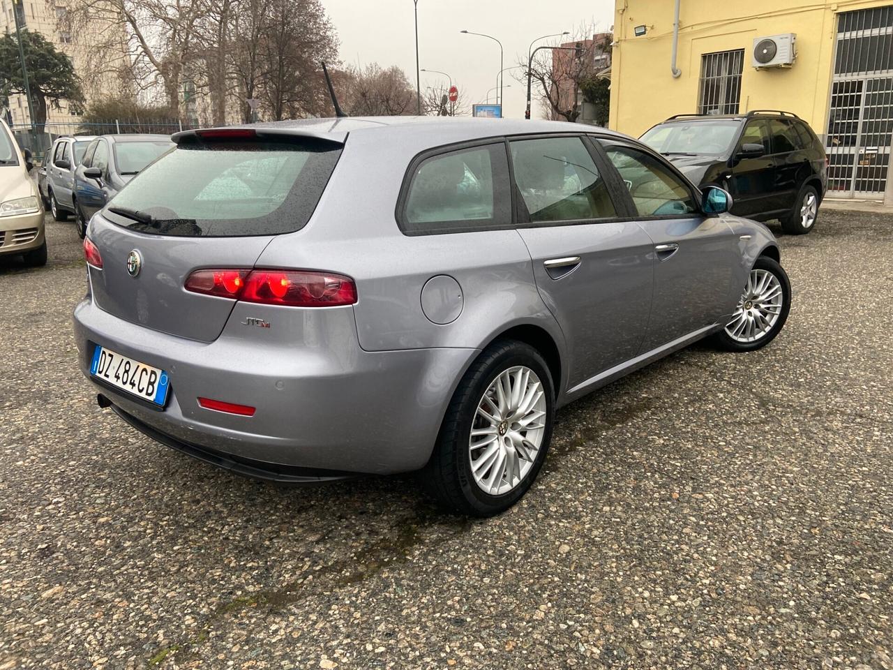 Alfa Romeo 159 2.0 JTDm Sportwagon Distinctive 09