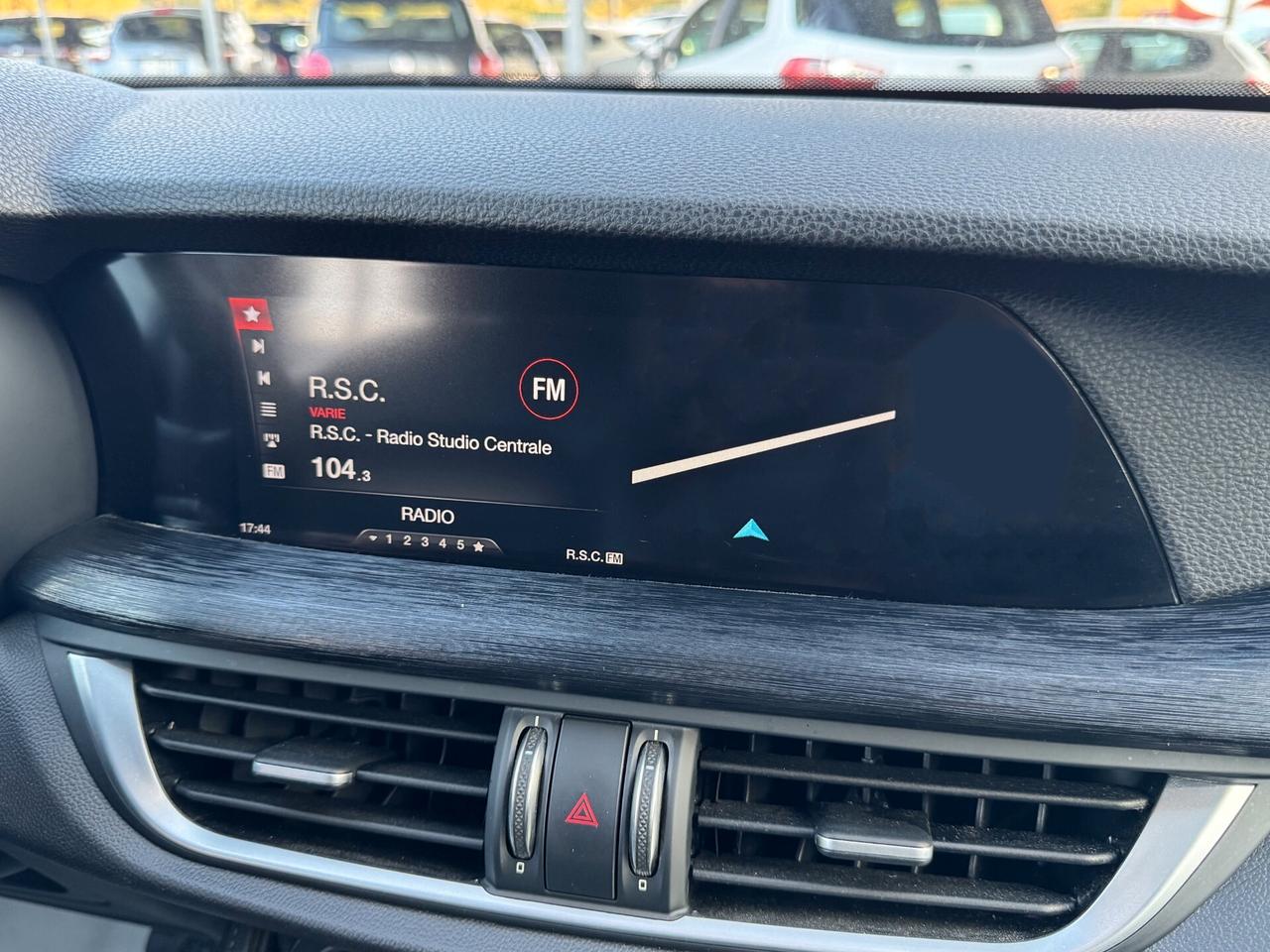 Alfa Romeo Stelvio 2.2 Turbodiesel 210 CV AT8 Q4 Super