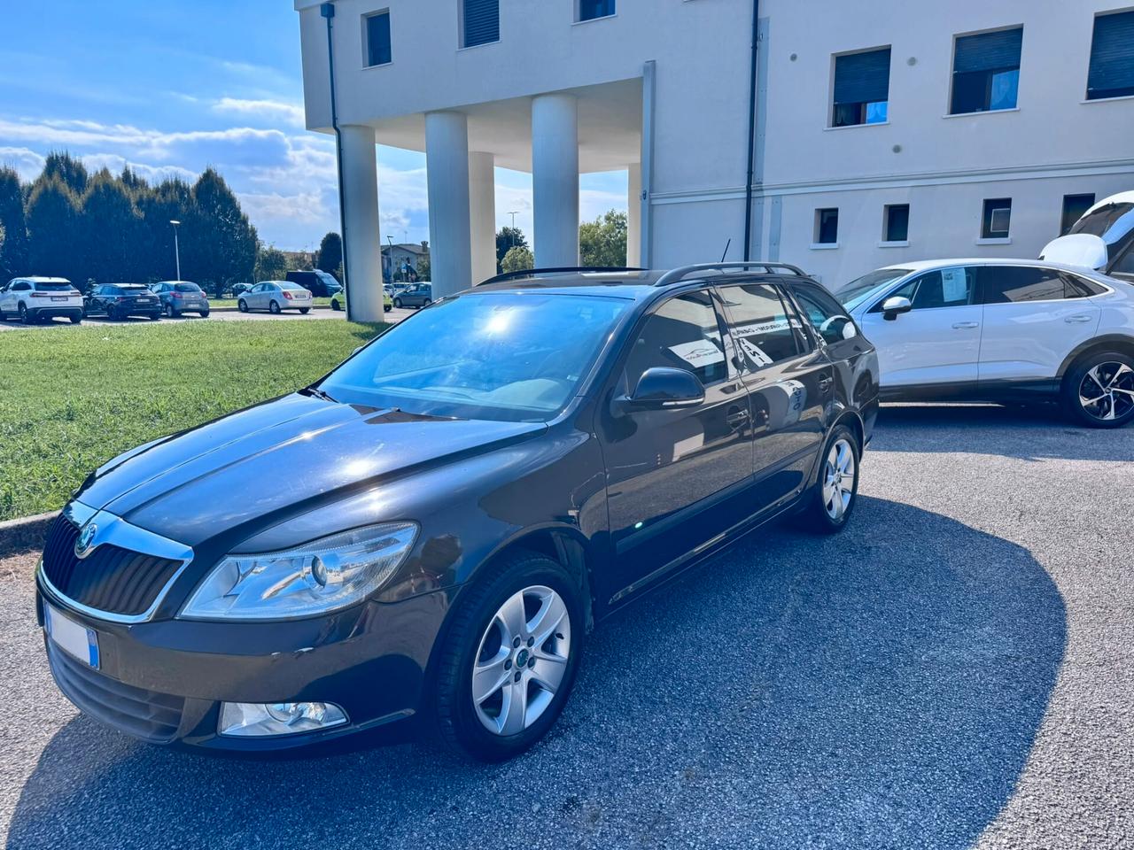 Skoda Octavia 1.6 TDI CR F.AP. DSG Wagon Elegance