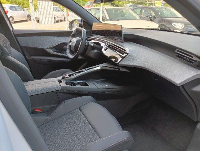 PEUGEOT 3008 Hybrid 145 e-DCS6 Allure + Full Options