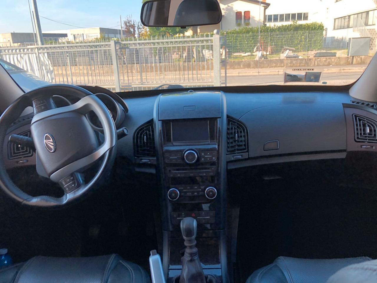 Mahindra XUV500 2.2 16V AWD W8 7 POSTI
