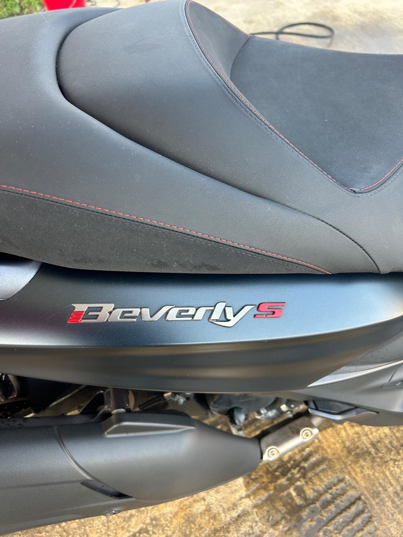 Piaggio beverly 400 sport