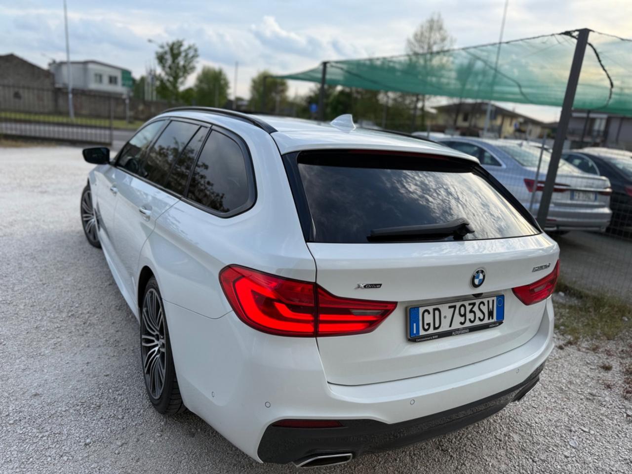 Bmw 520 520d xDrive Touring Msport Full Tetto