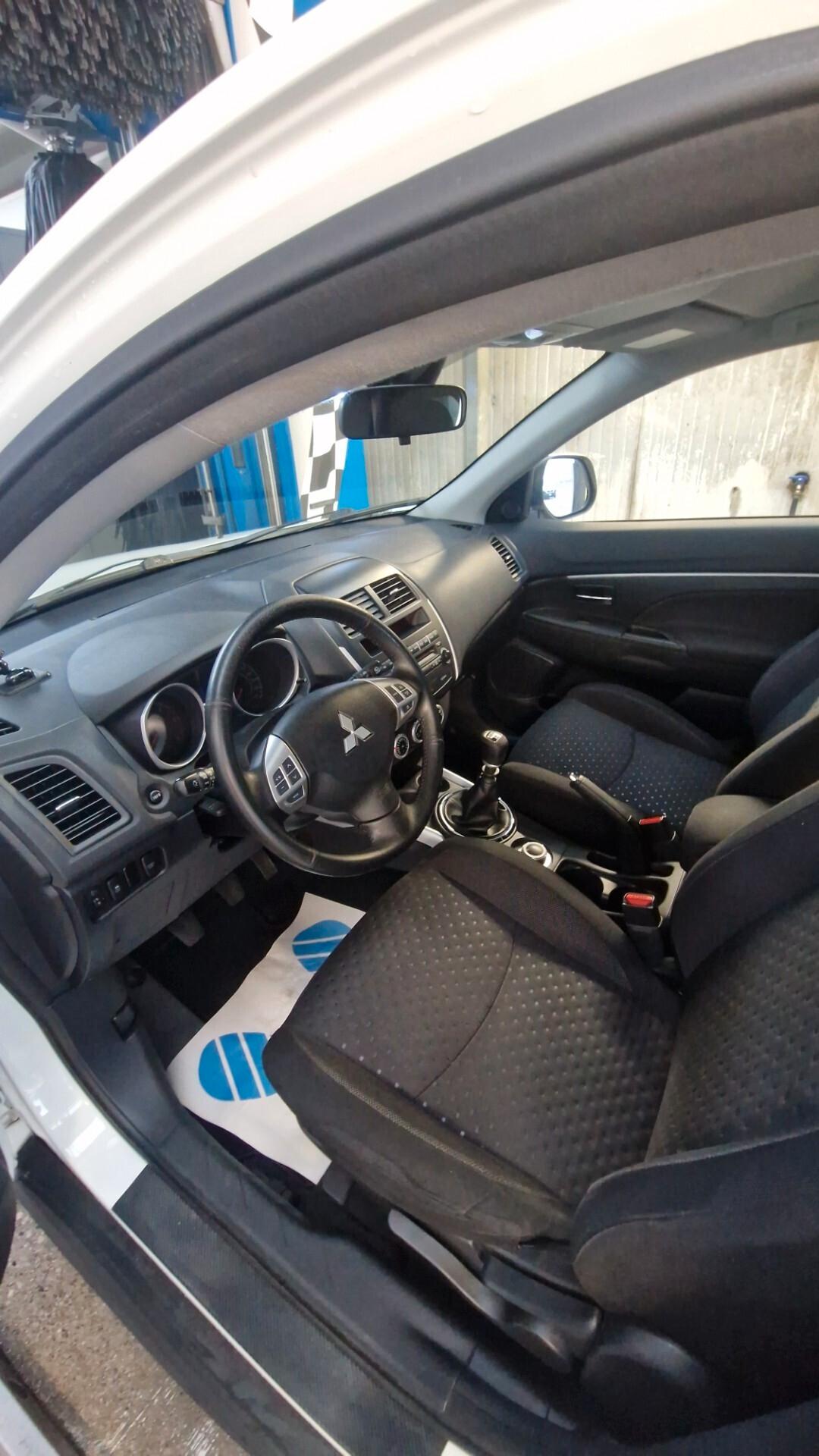 Mitsubishi ASX 1.8 DI-D 150CV 4WD perfetta e garantita