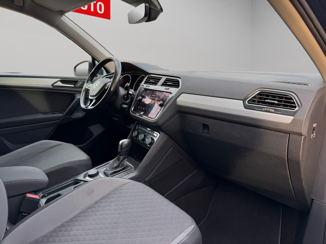 Volkswagen Tiguan 2.0 TDI SCR DSG 4MOTION Business BMT