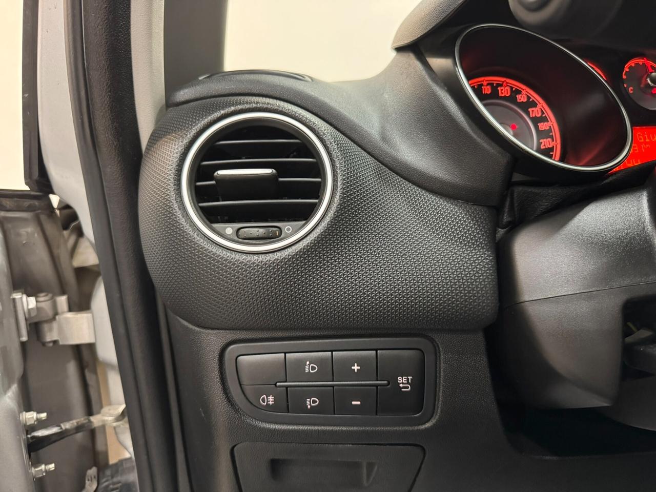 Fiat Punto 1.2 8V 5 porte Lounge