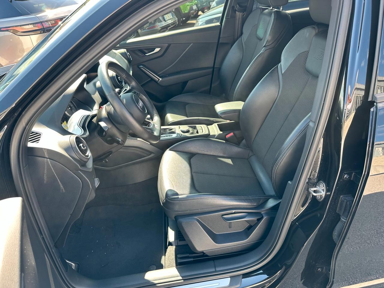 Audi Q2 SQ2 TFSI quattro S tronic
