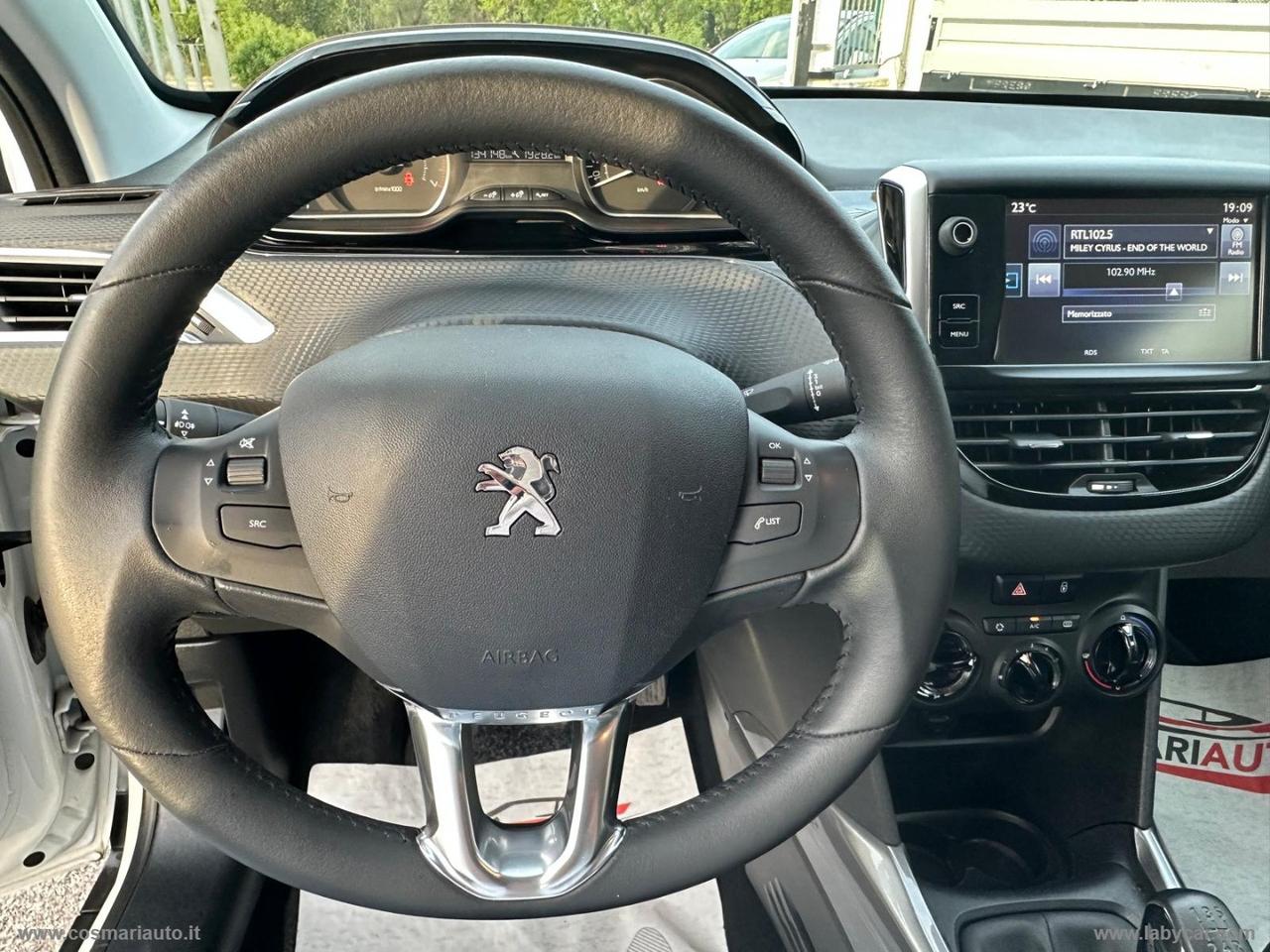 PEUGEOT 2008 PureTech 82 Active