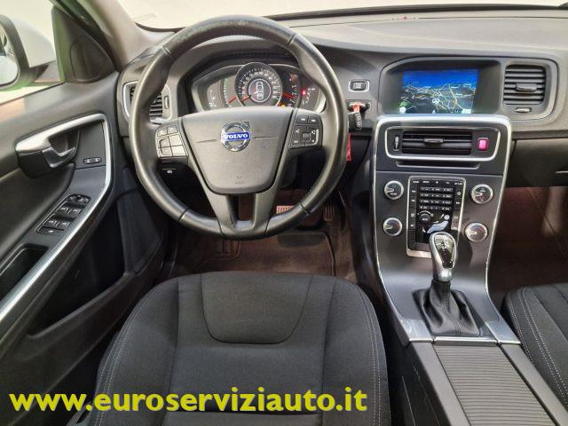 VOLVO V60 D2 1.6 Powershift Kinetic N1
