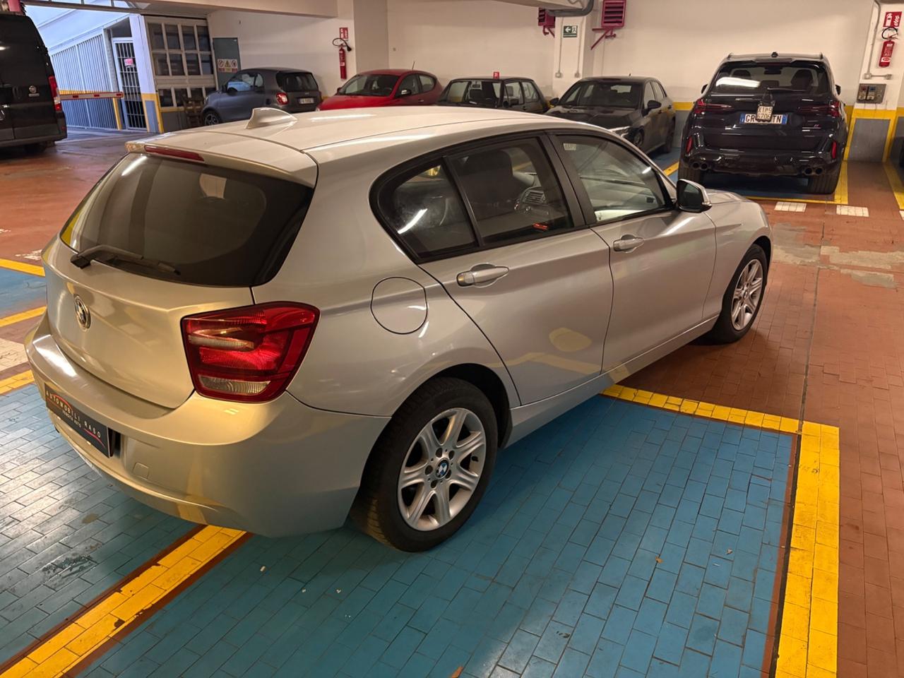 Bmw 116 118d 5p. Urban