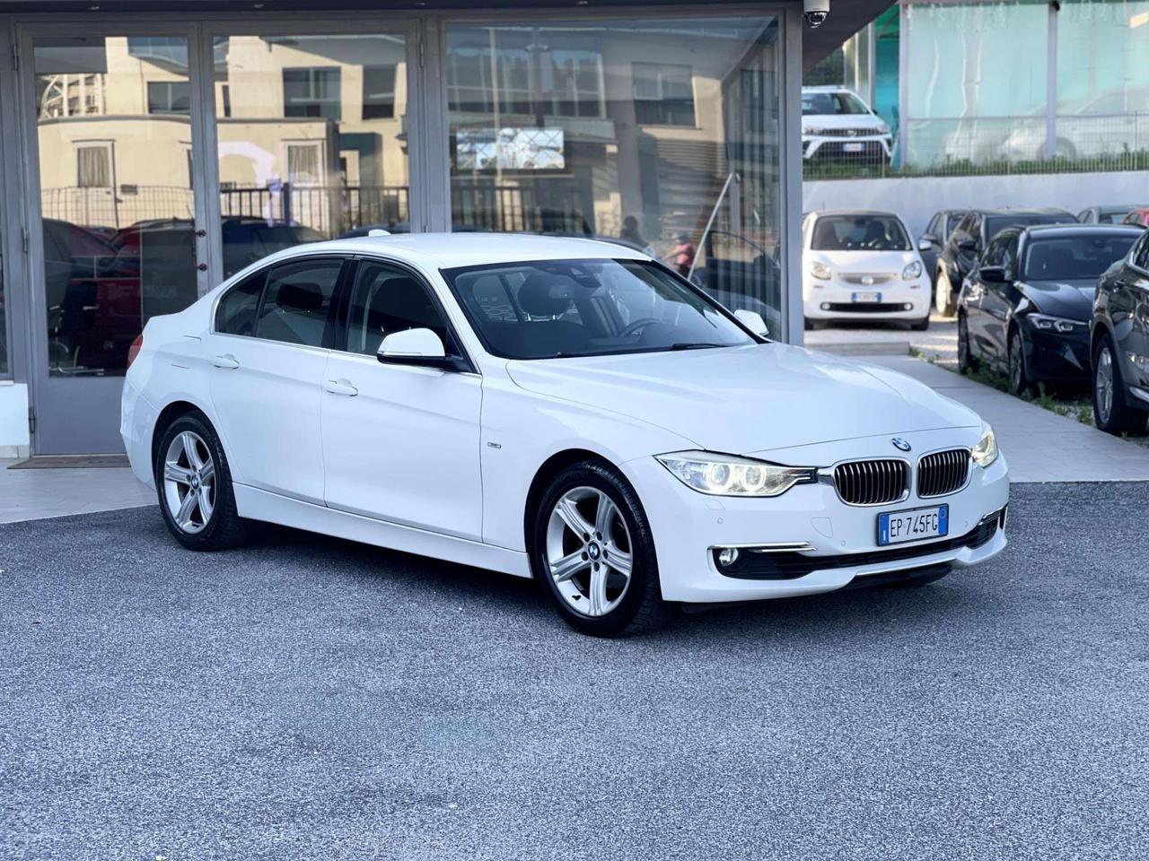 BMW 320 2.0 Benzina 184CV E6 - 2012