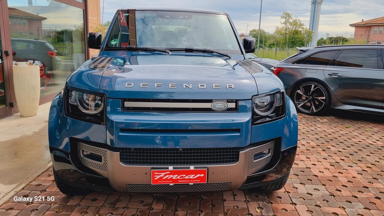 Land Rover Defender 110 3.0D I6 200 CV AWD Auto X-Dynamic SE