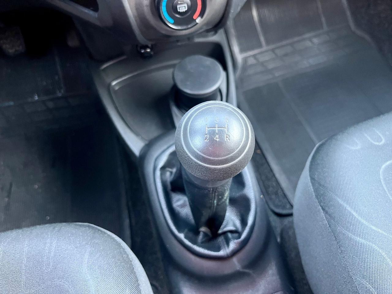 Toyota Yaris 1.0benz 2010 128.000km perfetta per neopatentati