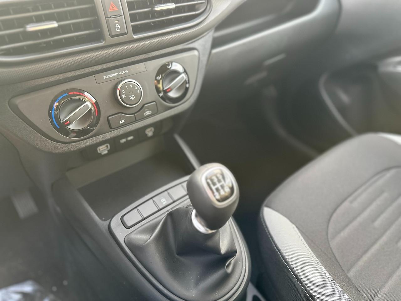 HYUNDAI i10 III 2023 - i10 1.0 mpi Connectline 63cv