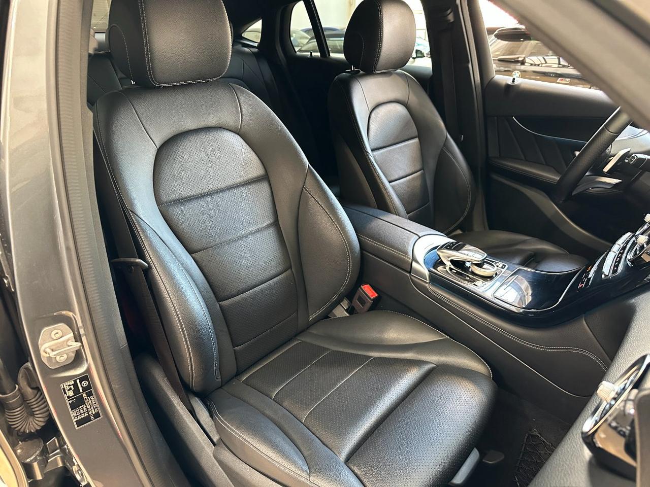 Mercedes GLC Coupe 250 d Premium AMG 4matic-19"-Pelle-Camera 360