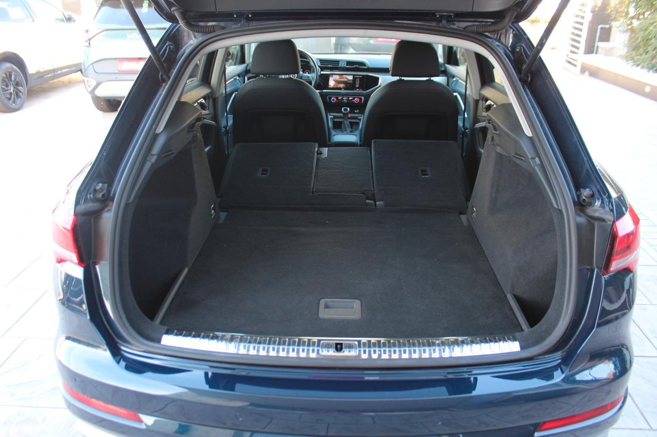 Audi Q3 40 TDI quattro S tronic Business Advanced