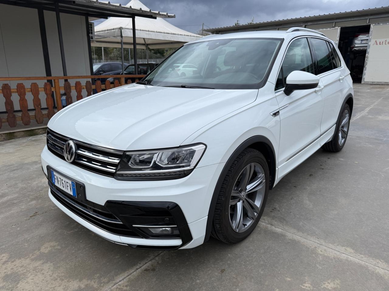 Volkswagen Tiguan 1.6 TDI 116cv R LINE