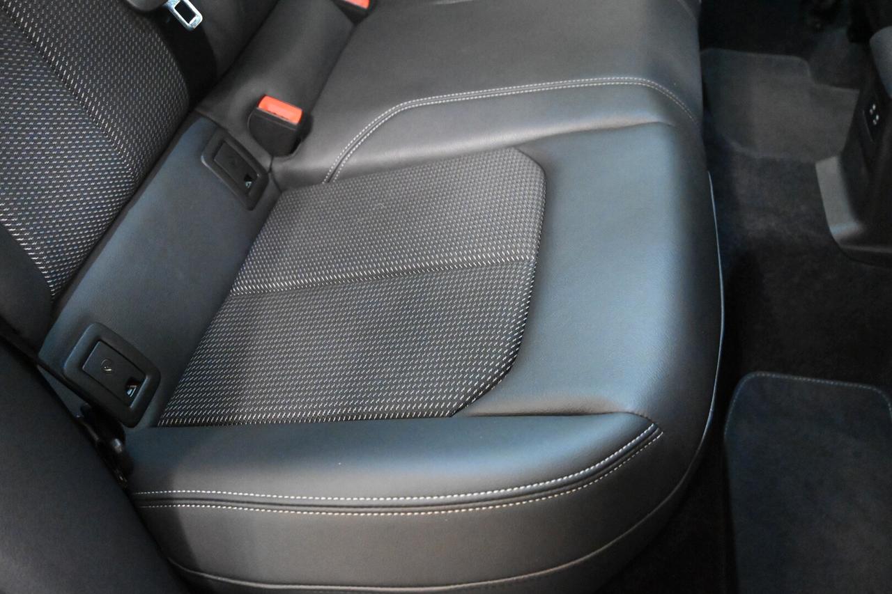 AUDI Q2 Q2 30 TDI S line Edition