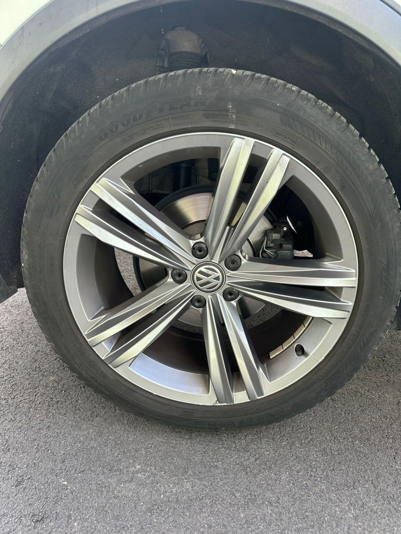 Volkswagen Tiguan 2.0 TDI SCR DSG Advanced BlueMotion Technology