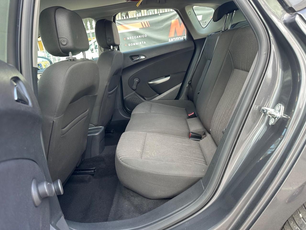 Opel Astra 1.7 CDTI 110CV 5 porte Cosmo