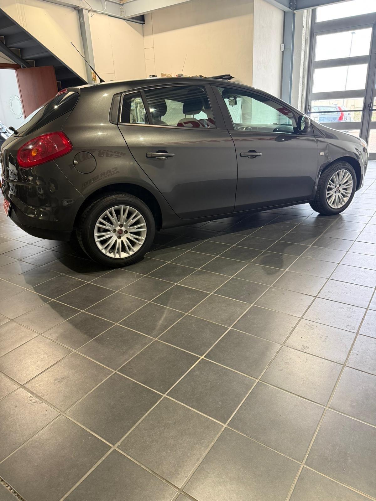 Fiat Bravo 1.6 MJT -ALLESTIMENTO DINAMIC