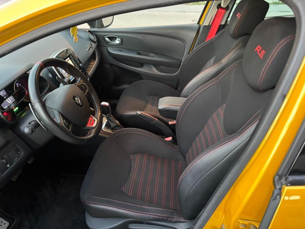 Renault Clio TCe 220CV EDC Energy R.S. Trophy