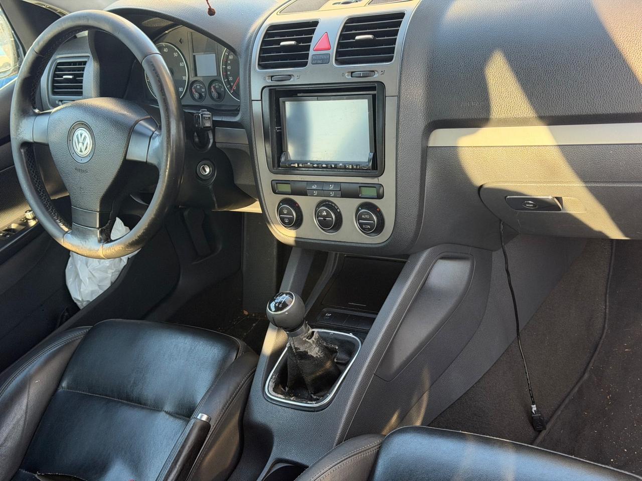 Volkswagen Golf 1.6 16V FSI 3p. Sportline