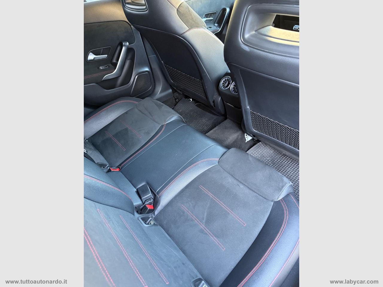 MERCEDES-BENZ A 180 d Automatic Premium