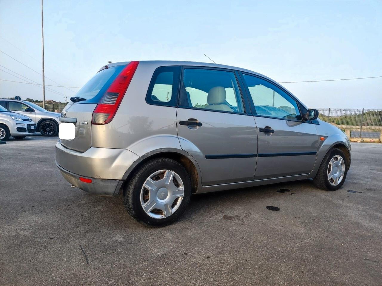 Ford Fiesta 1.4 TDCi 5p. Ambiente