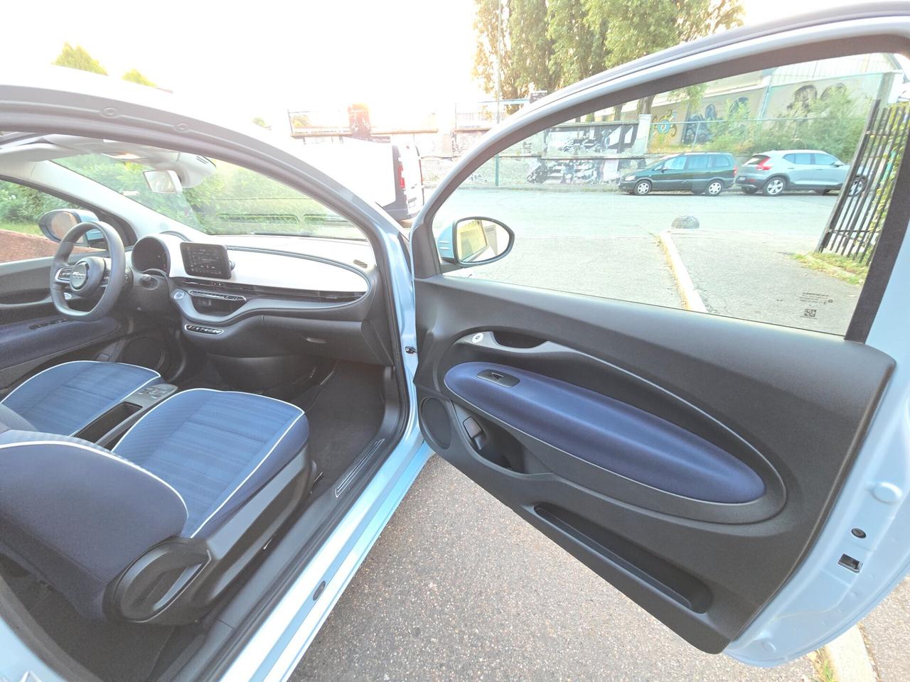FIAT 500e Cabrio Passion 42 kWh