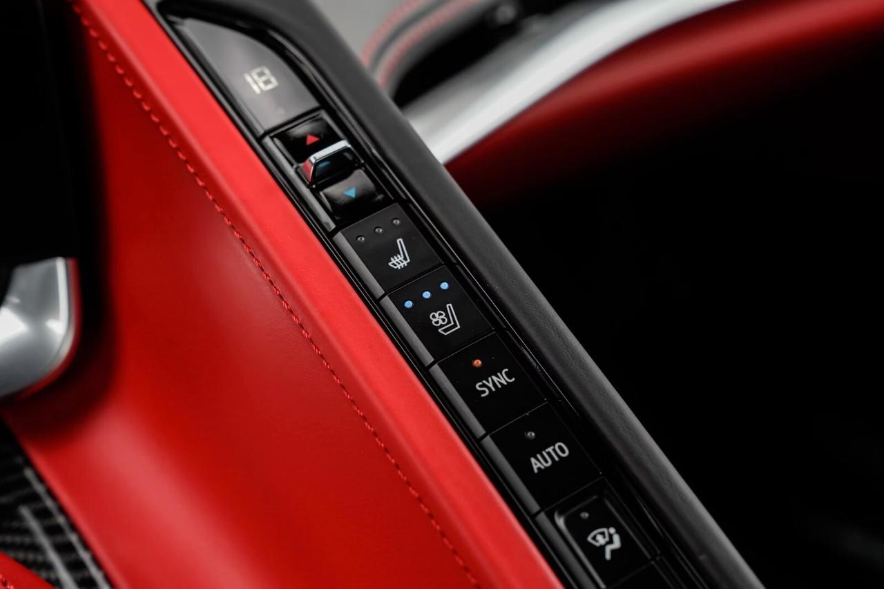 Chevrolet Corvette C8 V8 Coupe 3LT