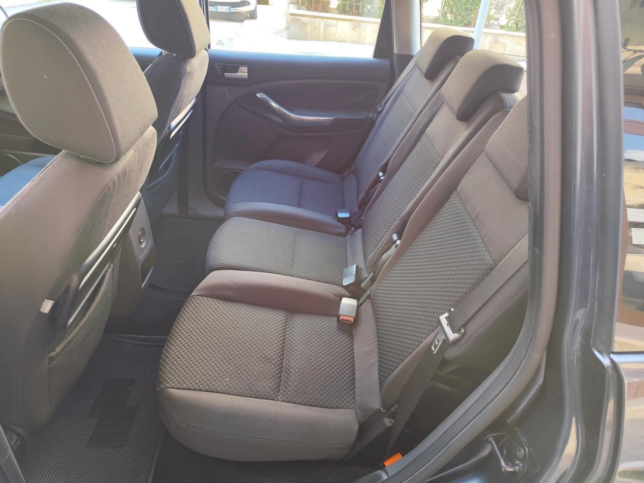 Ford C-Max 1.6 TDCi 110CV Titanium