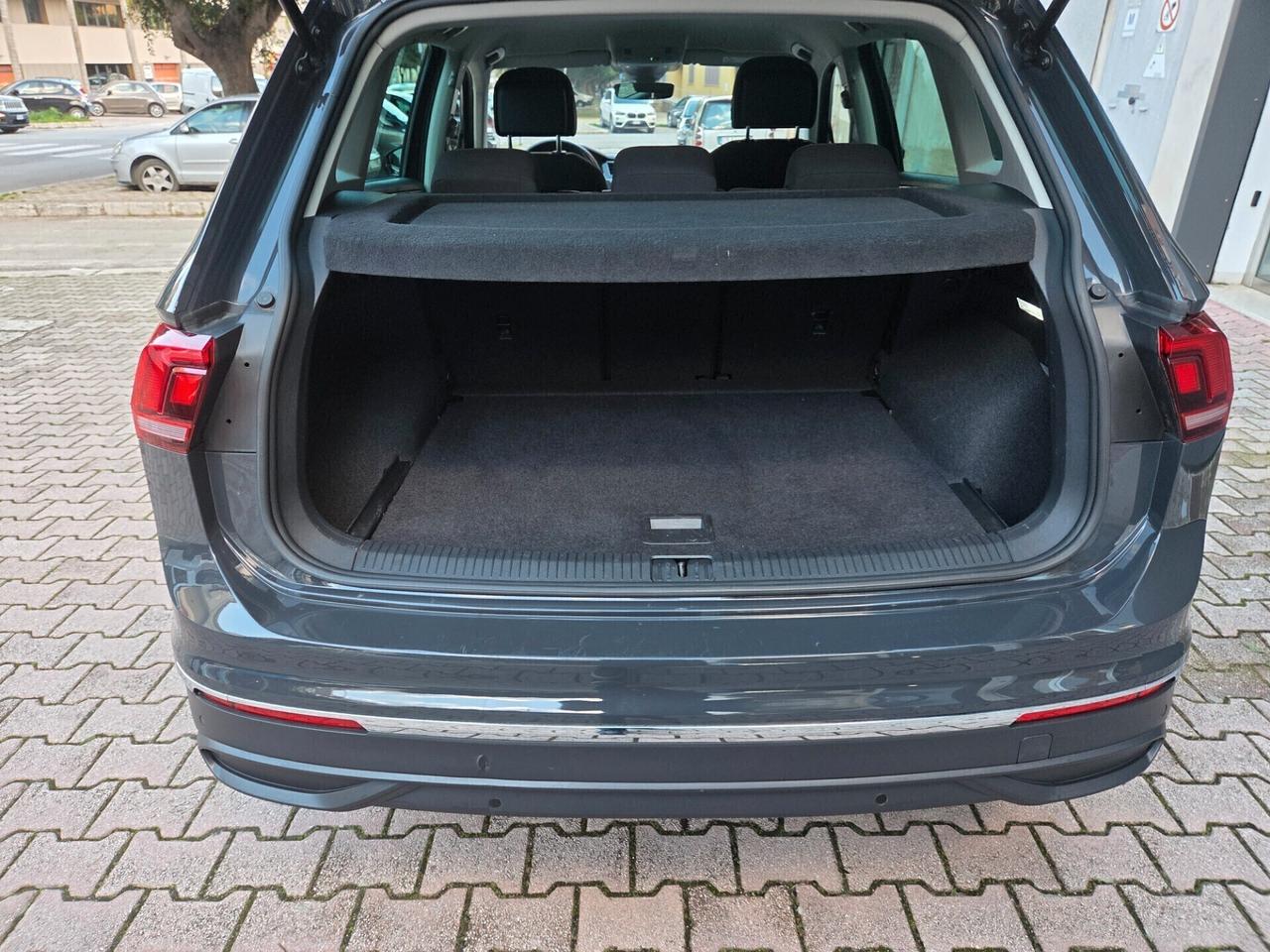 Volkswagen Tiguan 2.0 TDI 150 CV DSG LIFE