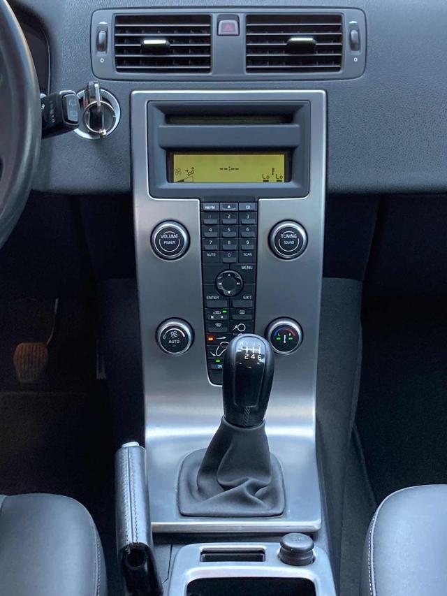 VOLVO V50 2.0 D cat Summum