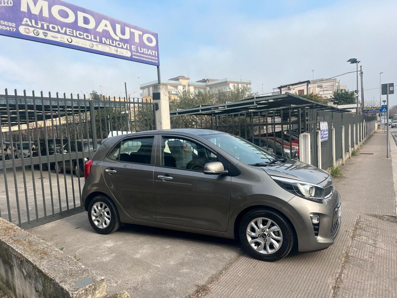 Kia Picanto 1.0 12V 5 porte Cool X NeoPatentati