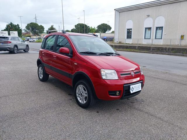 FIAT Panda 1.3 MJT 16V 4x4 Climbing