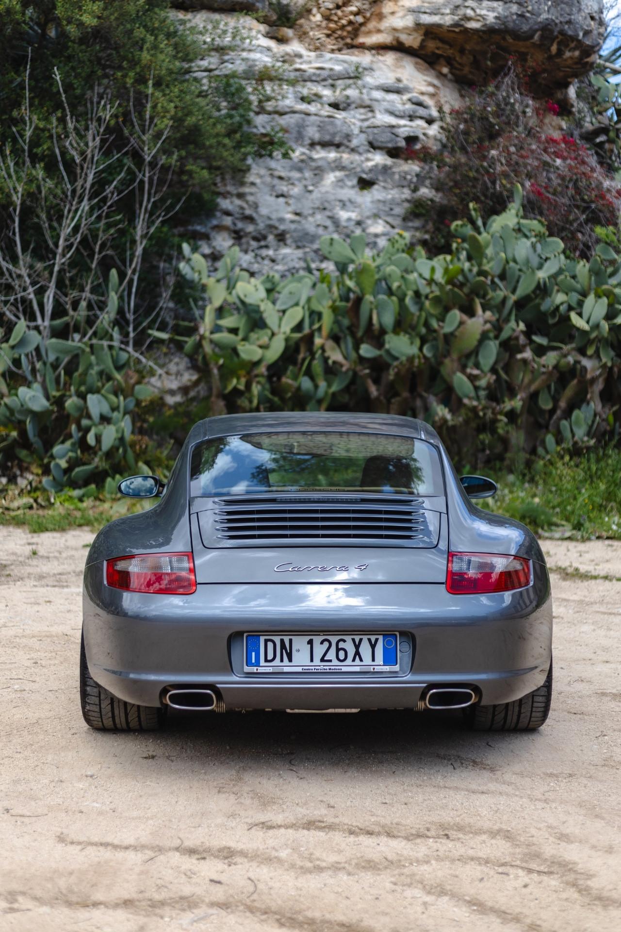 Porsche 911 997 Carrera 4 Coupé