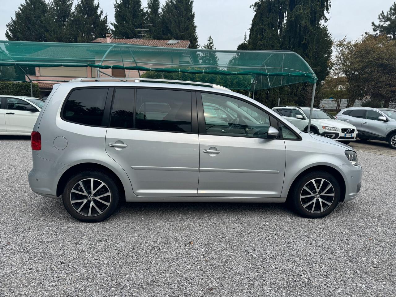 Volkswagen Touran 1.6 TDI DSG Comfortline