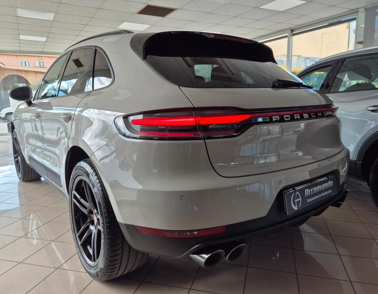 Porsche Macan 2.0 245CV PDK