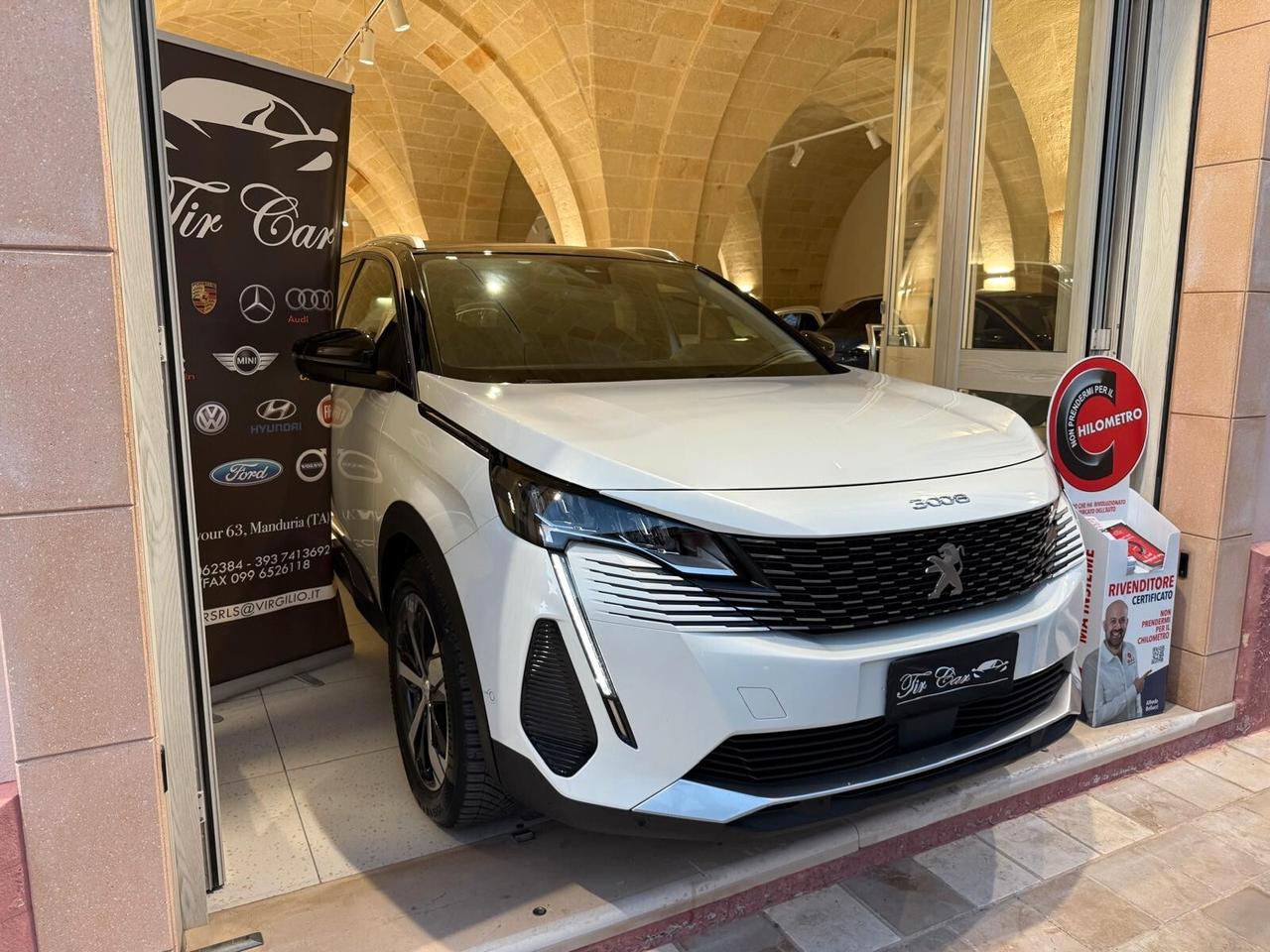 PEUGEOT 3008 ALLURE 1.5 130CV PELLE NAVI CAM ANNO 2021