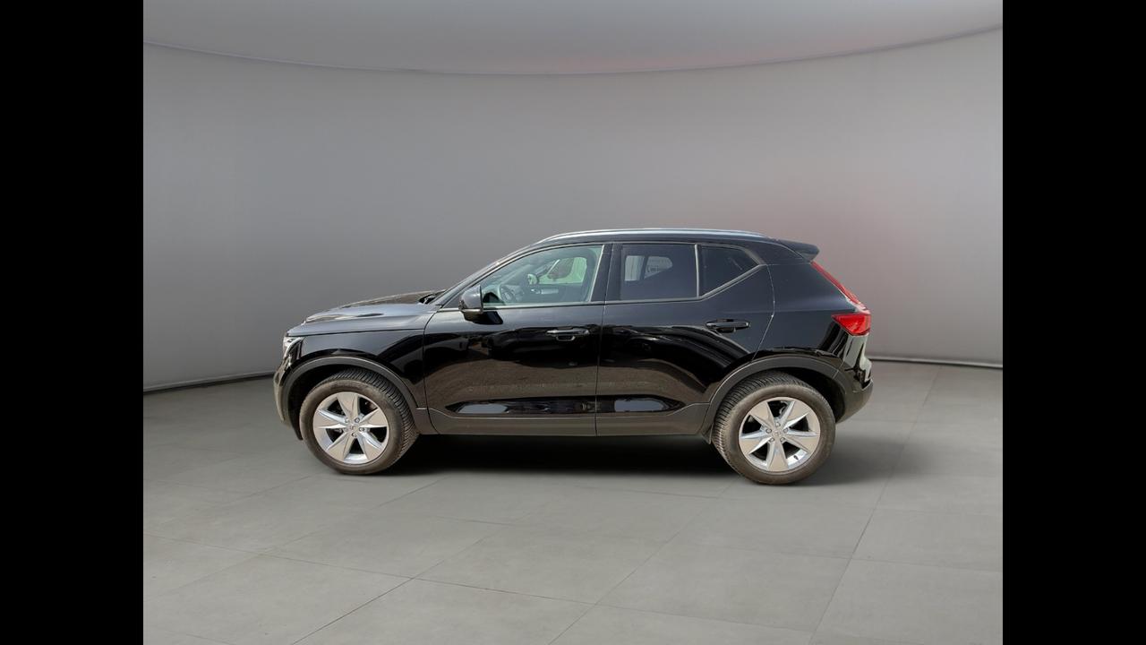 VOLVO XC40 2023 - XC40 2.0 b3 Core auto