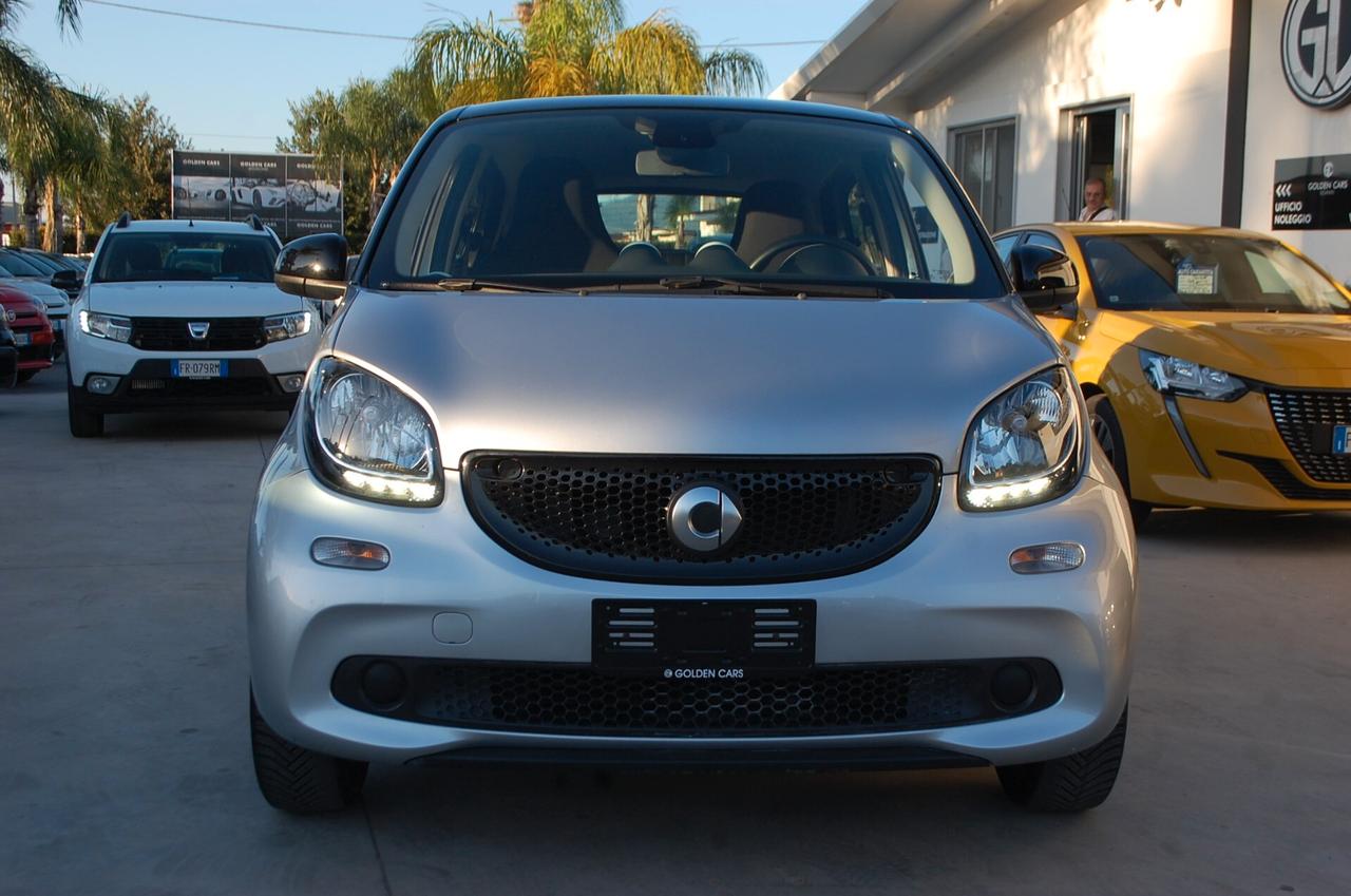 Smart ForFour 1.0 Urban 71CV Lega Clima USB