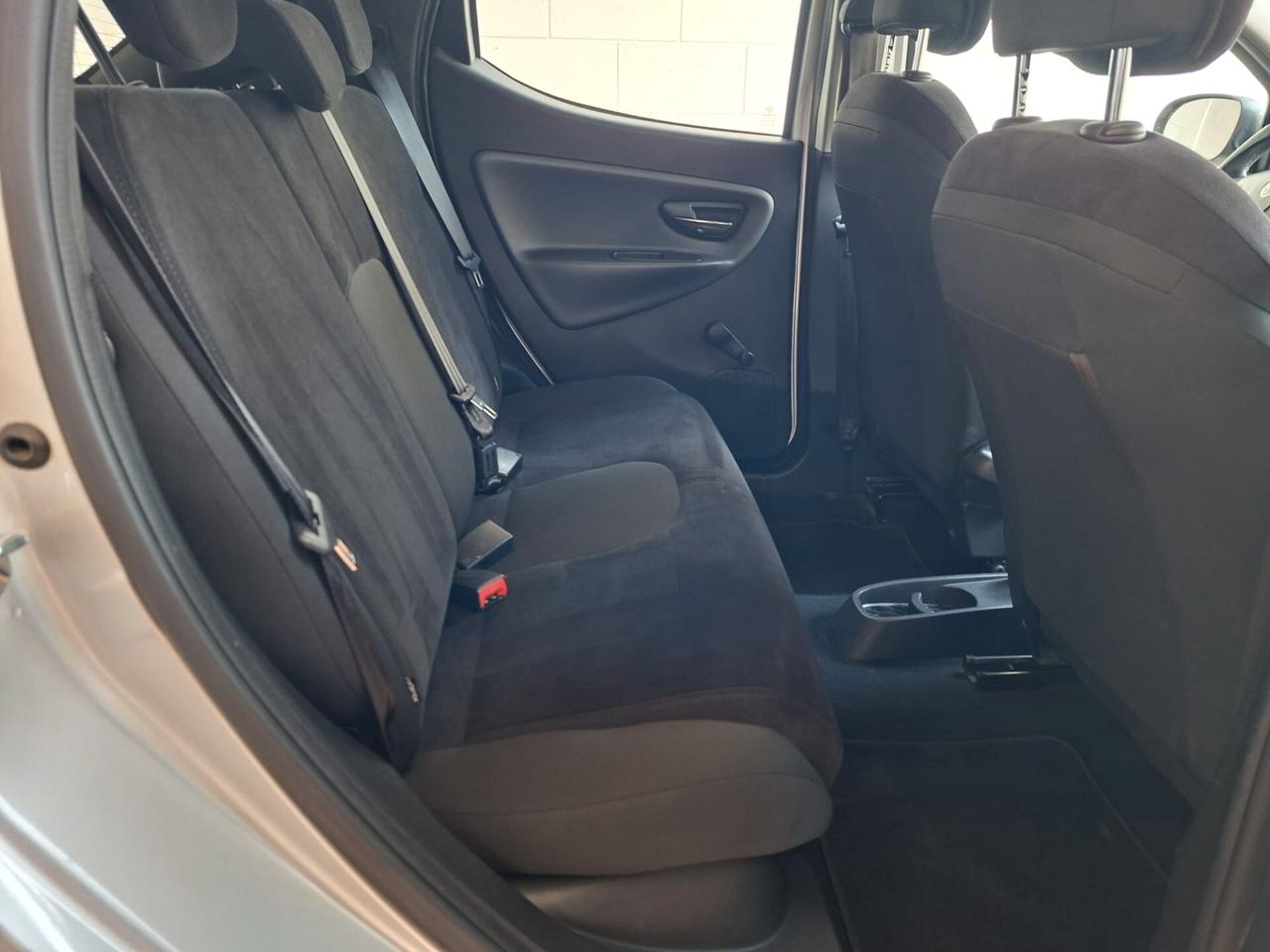 Lancia Ypsilon 1.2 8v Gold 69cv E6, ok neop.