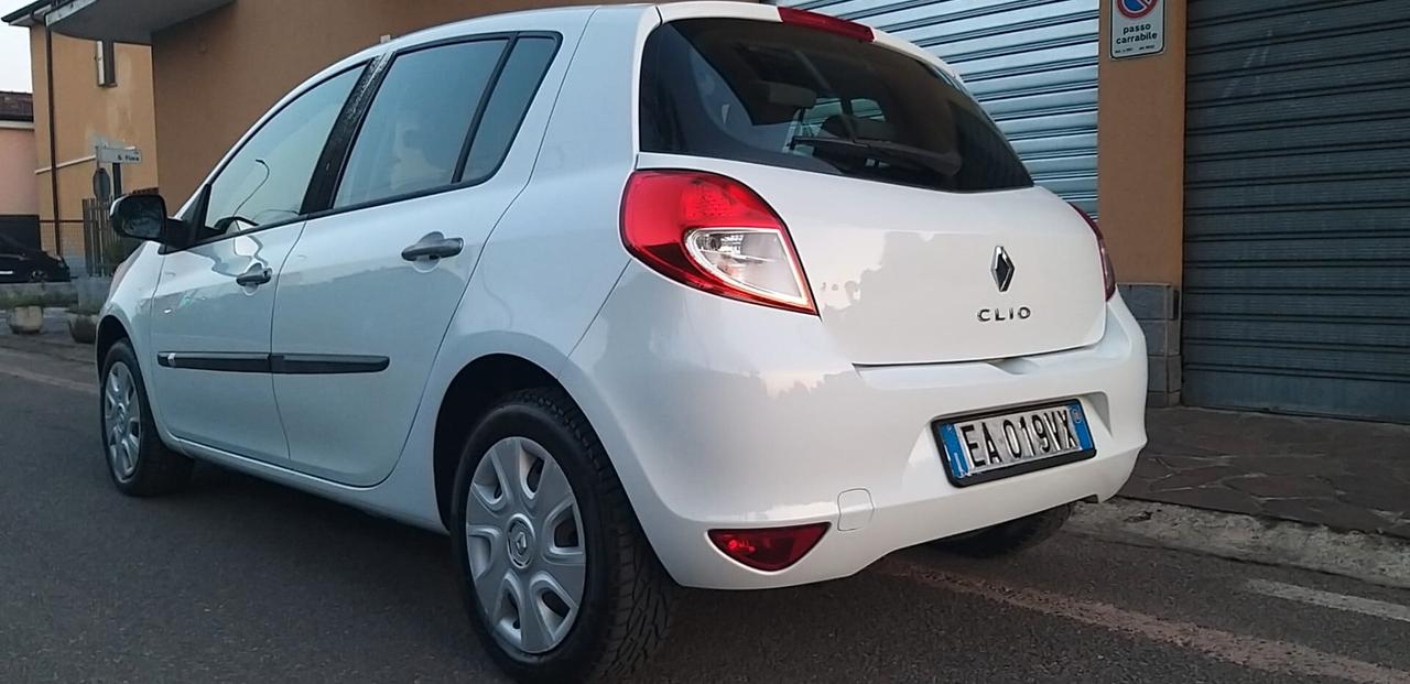 Renault Clio 1.2 16V 5 porte GPL Dynamique