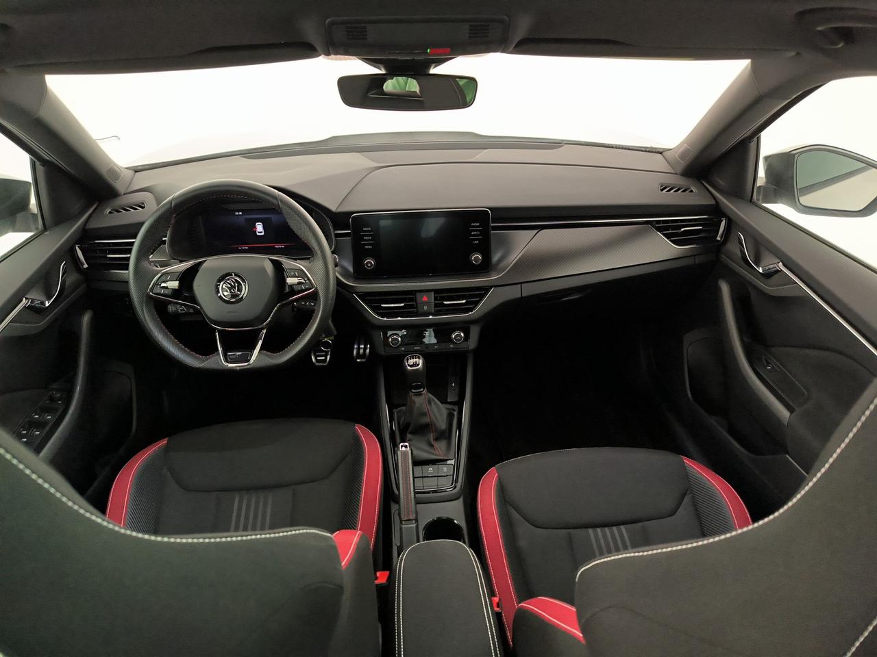 Skoda Kamiq 1.0 tsi monte carlo 110cv