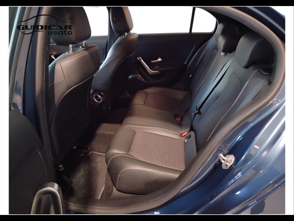 Mercedes-Benz Classe A - W177 2018 - A 180 d Sport auto