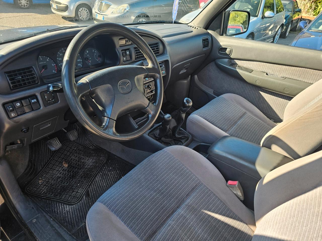 Mazda B 2500 2.5 diesel Stretch-Cab DX Pick-up