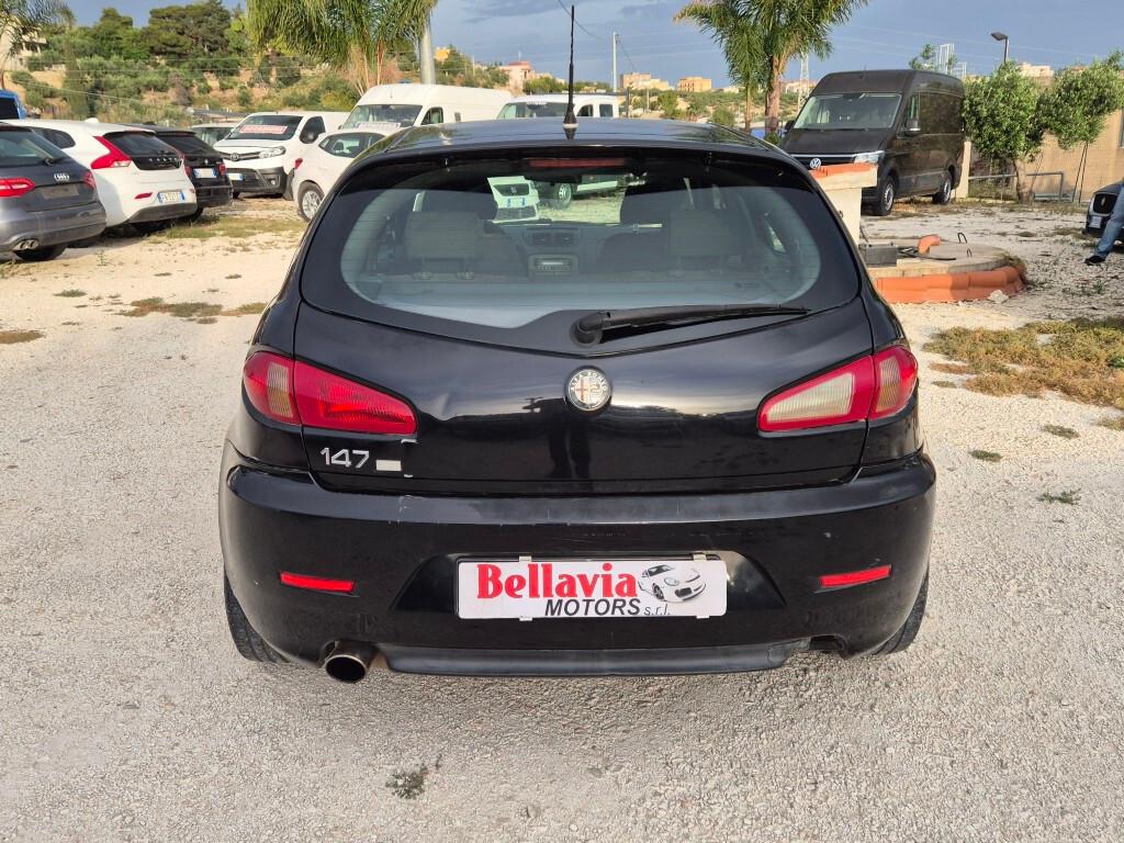 Alfa Romeo 147 1.6 16V TS GPL 5 porte Moving
